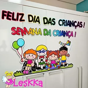 DIA DAS CRIANÇAS - mural bilíngue